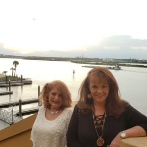 Meet your Posher, Regina